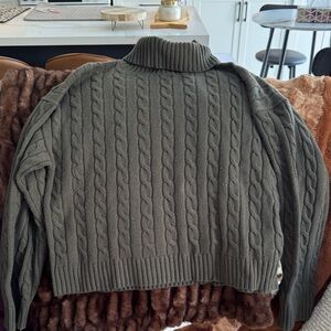ARITZIA Cable Knit OLIVE GREEN Turtleneck Sweater